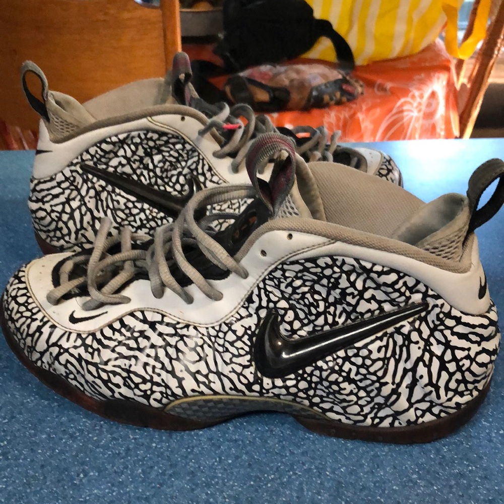 Nike air